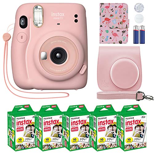 Fujifilm Instax Mini 11 Appareil Photo Instantané Rose Blush + Étui Personnalisé + Film Fuji Instax Value Pack (50 Feuilles) Flamingo Designer Album Photo pour Fuji instax Mini 11 Photos