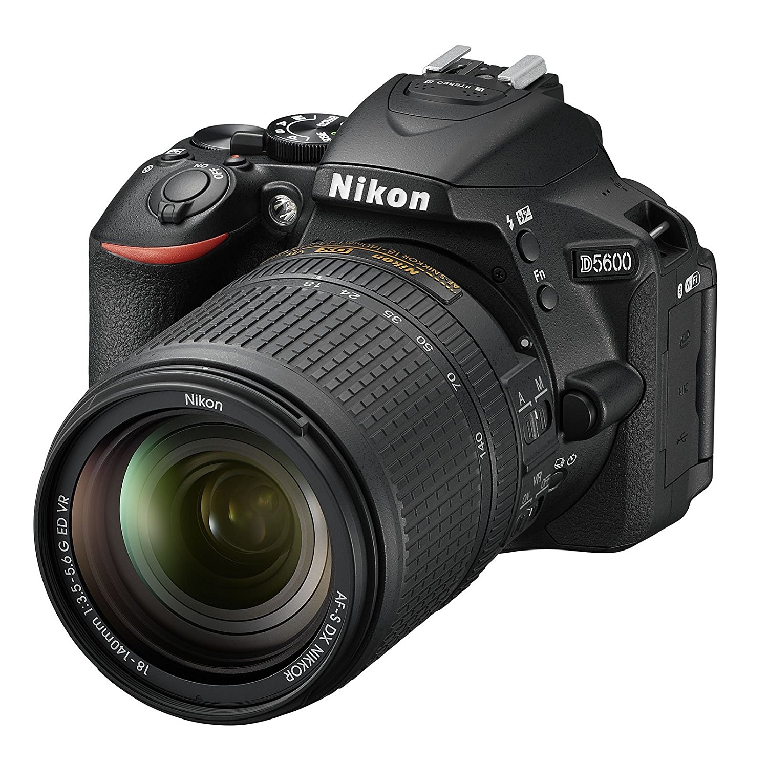 Nikon Reflex numérique au format DX D5600 avec AF-S DX NIKKOR 18-140mm f / 3.5-5.6G ED VR