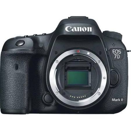 Canon Appareil photo reflex numérique EOS 7D Mark II avec objectif 18-135 mm IS STM Version internationale (sans garantie)