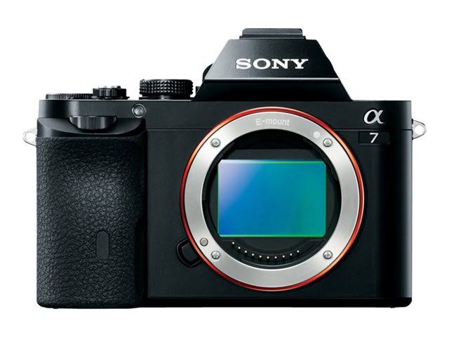 Sony Appareil photo numérique sans miroir plein cadre a7 - Boîtier uniquement